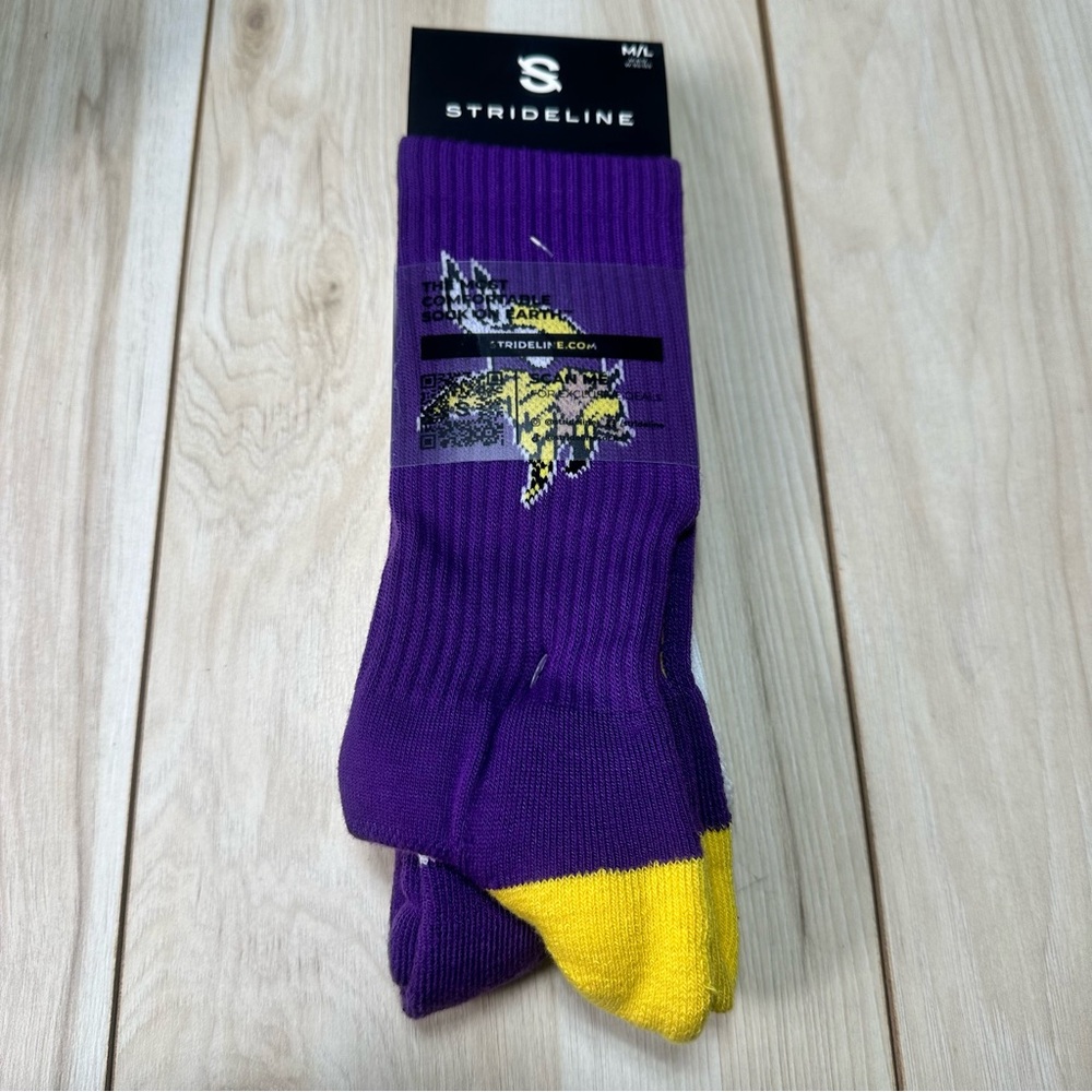 Strideline NFL Minnesota Vikings (2-SET) Premium Knit Crew Socks w/Team Logo M/L